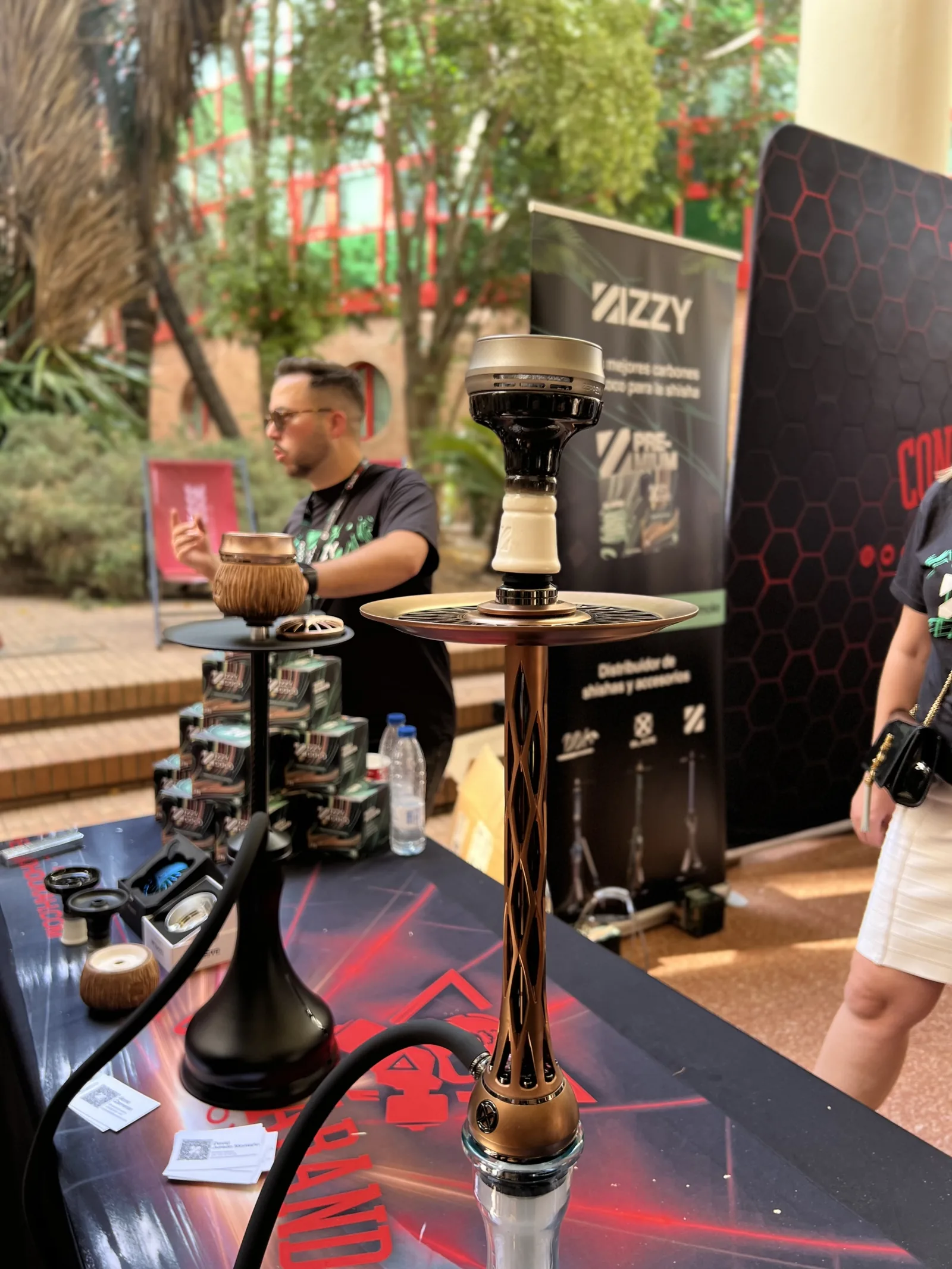 IZZY COCO on show in Sevilla, Spain, 2022.